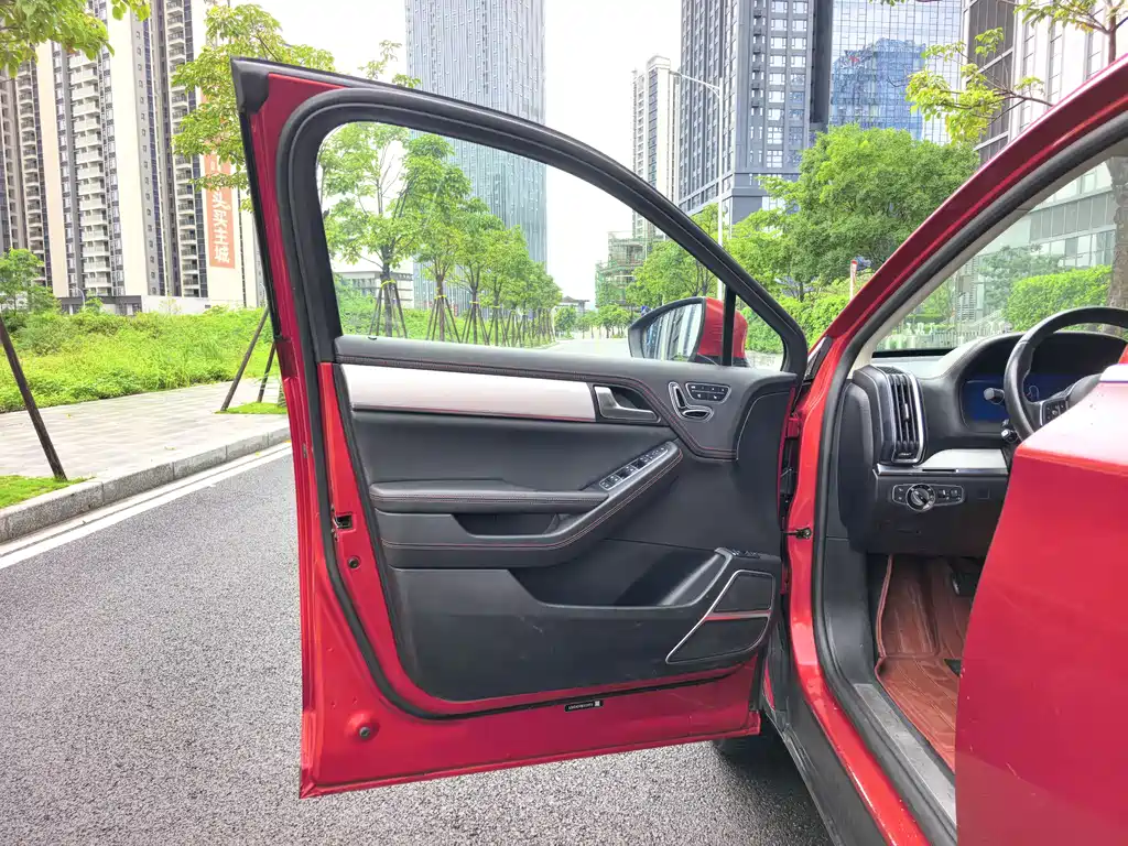 BYD Tang 2018 DM 2.0T 7 мест V