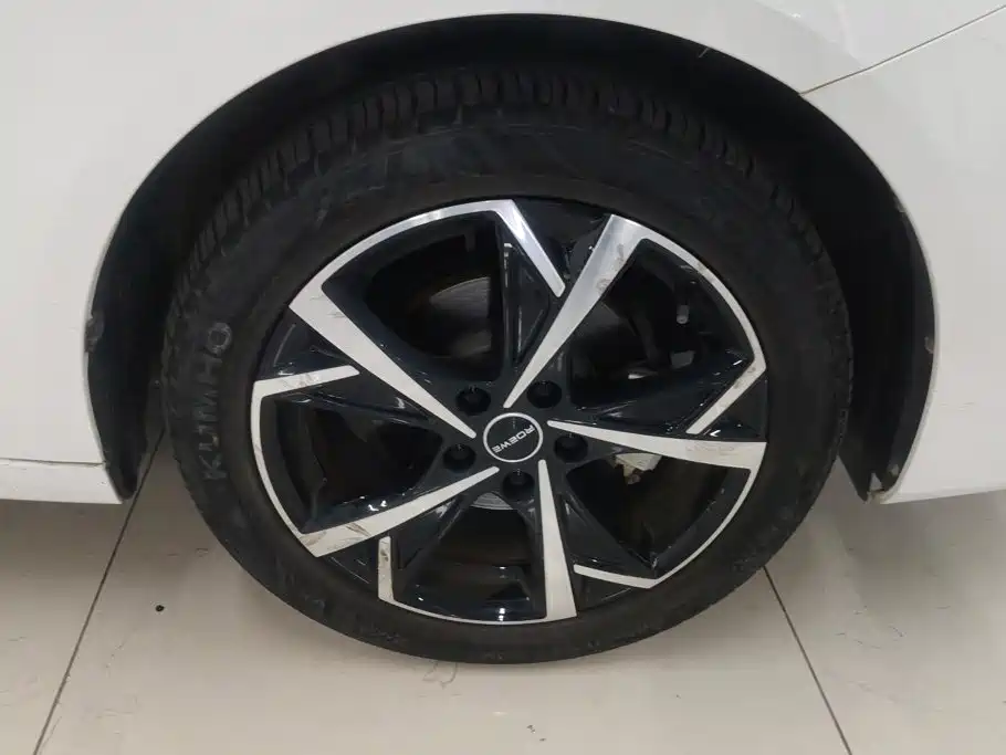 Roewe i5 — миниатюра 6