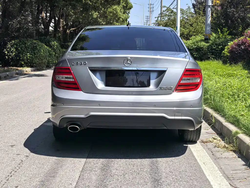 Mercedes-Benz C-Class — миниатюра 6
