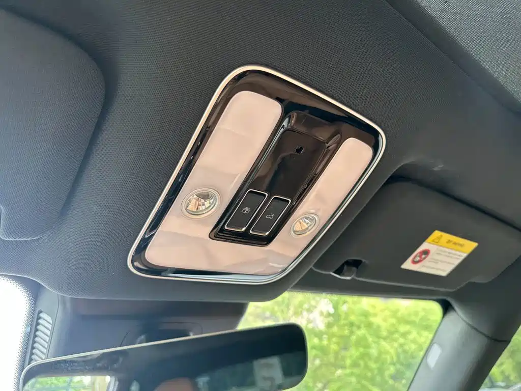 Li Auto Li ONE — миниатюра 19