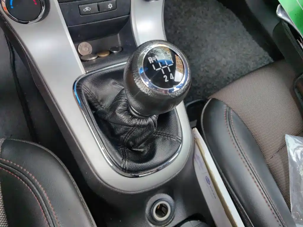 Chevrolet Cruze — миниатюра 15