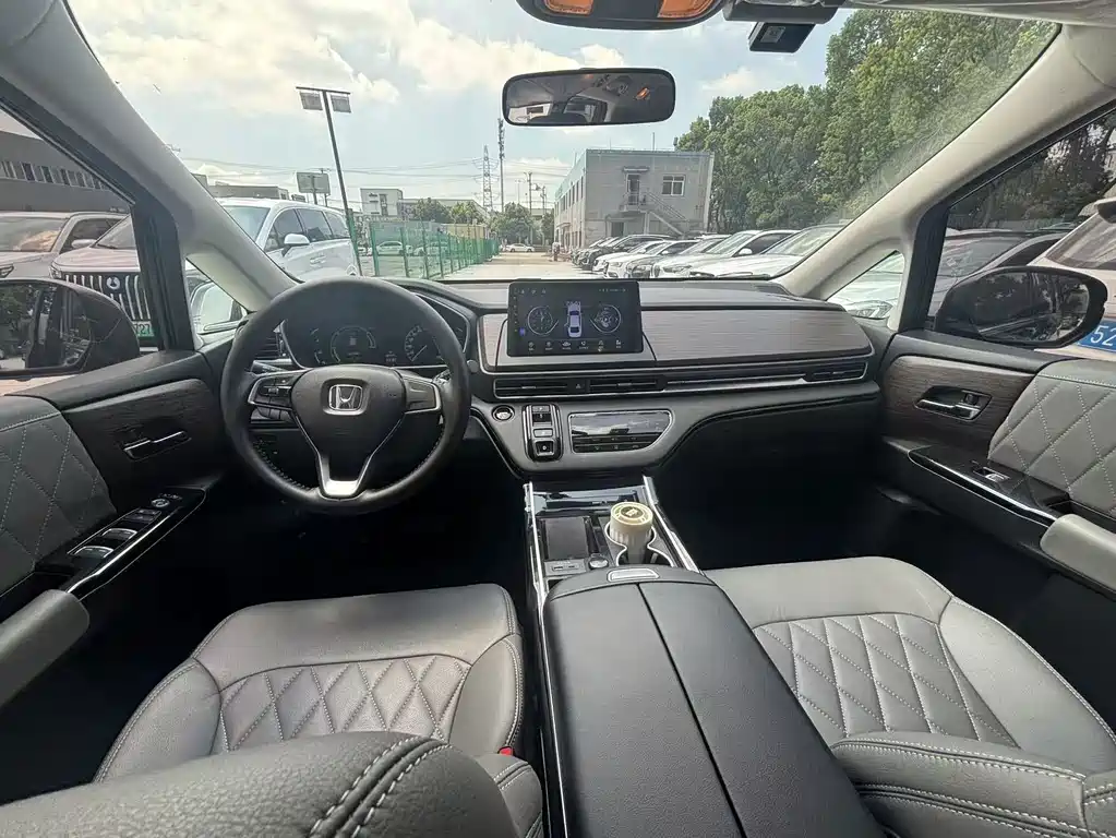 Honda Odyssey — миниатюра 4