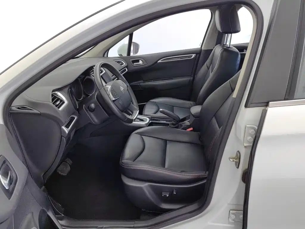 Citroen C4L — миниатюра 10