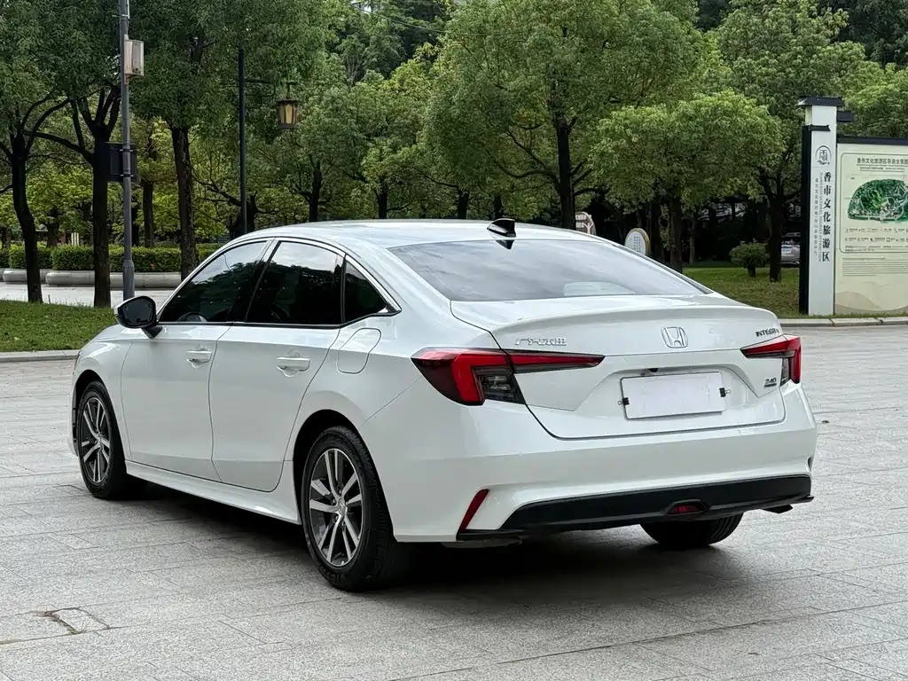 Honda Integra — миниатюра 8