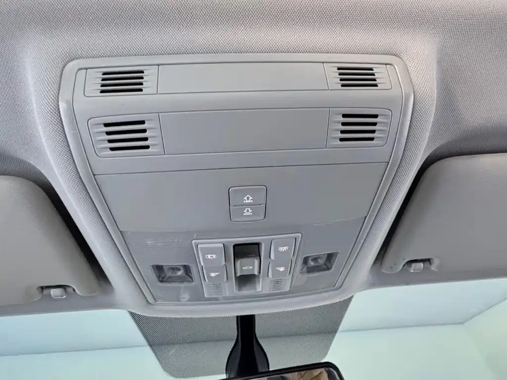 Volkswagen Tharu — миниатюра 18