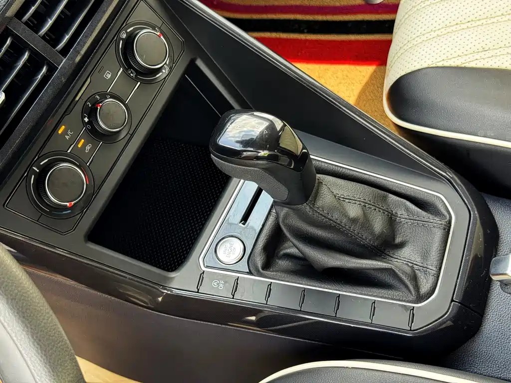 Volkswagen Lavida — миниатюра 16