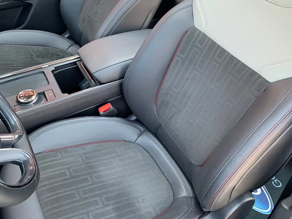 Ford Mondeo — миниатюра 11