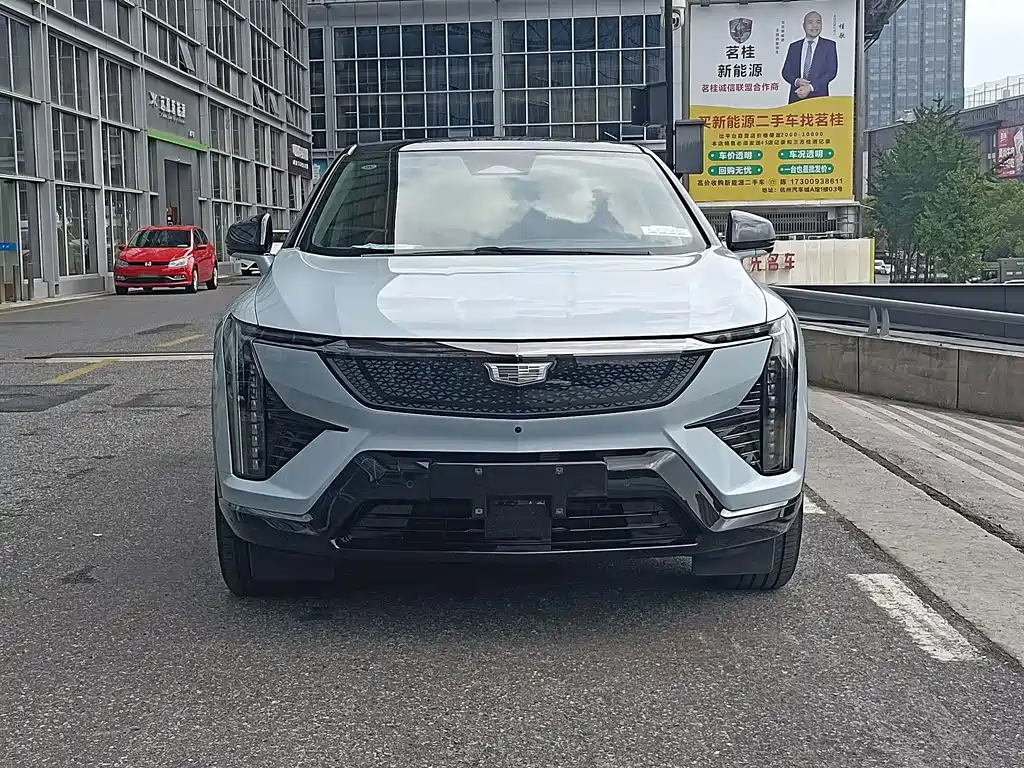 Cadillac IQ — миниатюра 2
