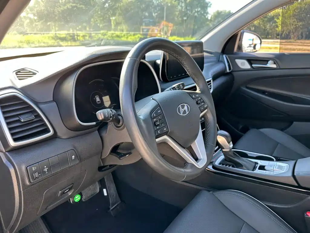 Hyundai Tucson — миниатюра 14