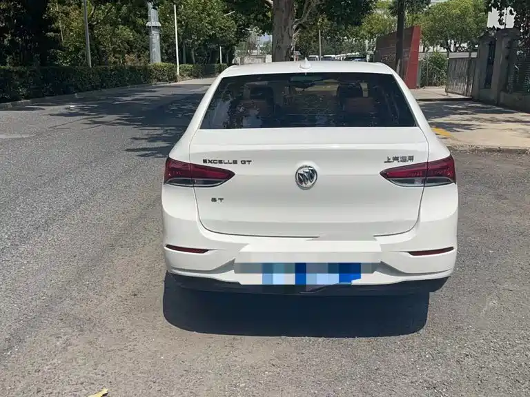 Buick Excelle — миниатюра 7