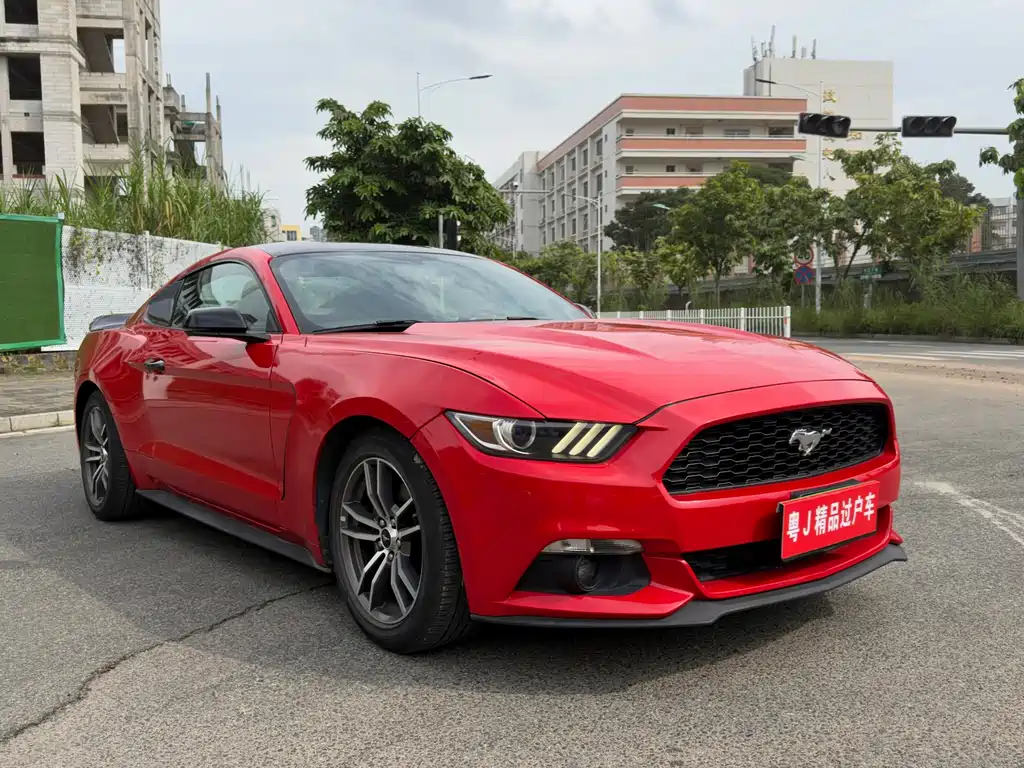 Ford Mustang — миниатюра 2