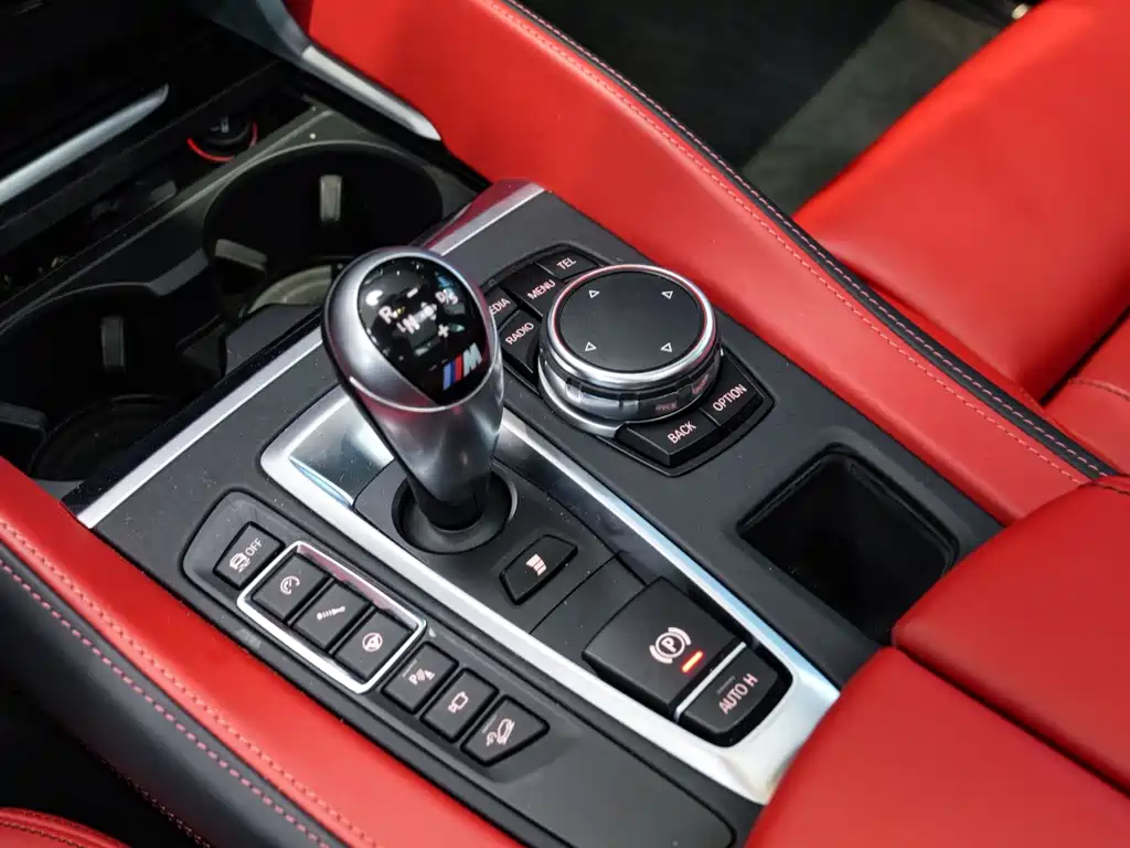 BMW X5 M — миниатюра 13
