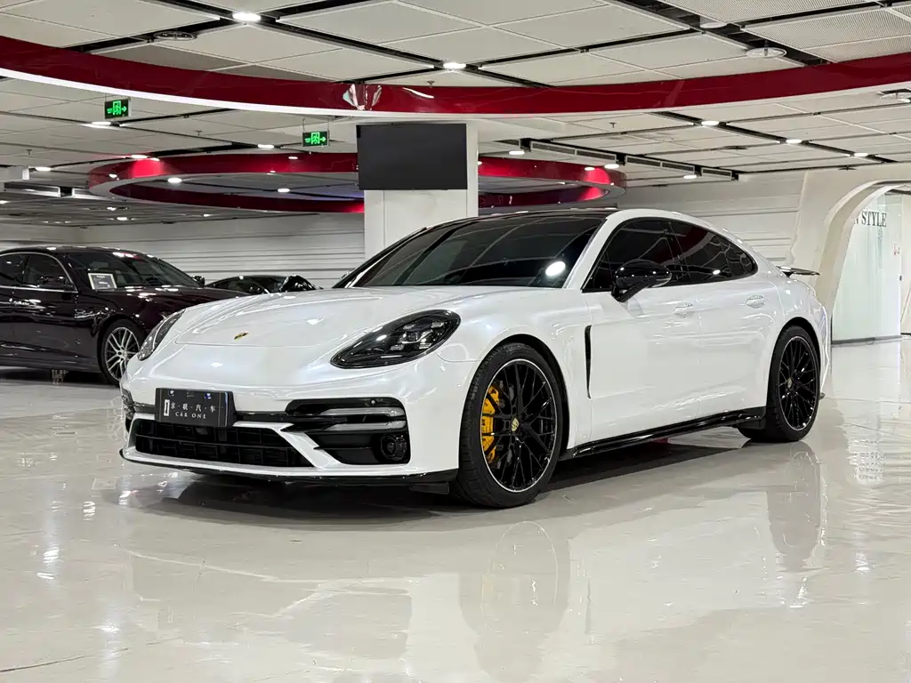 Porsche Panamera 2019