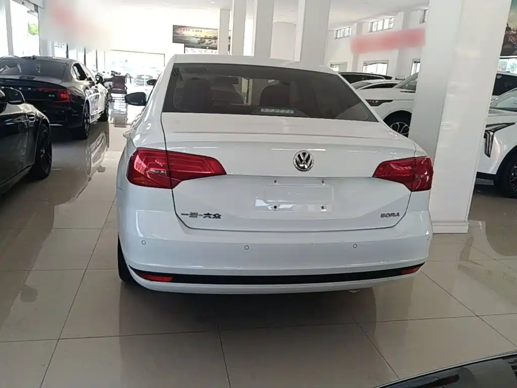 Volkswagen Bora — миниатюра 6