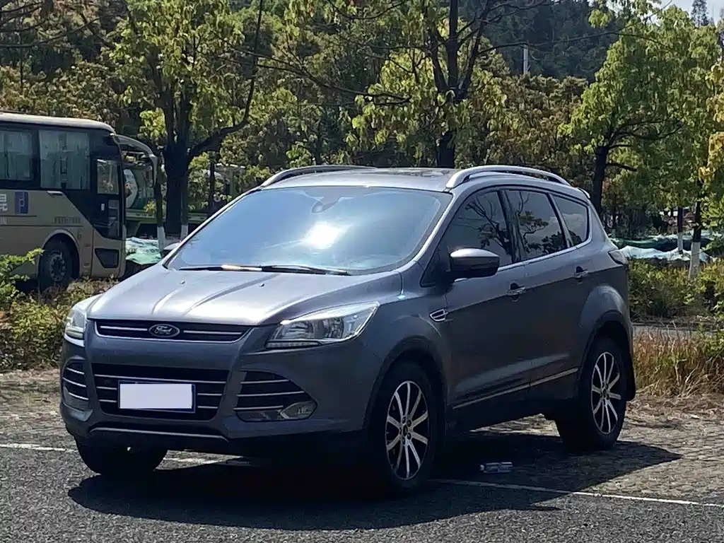 Ford Kuga 2016