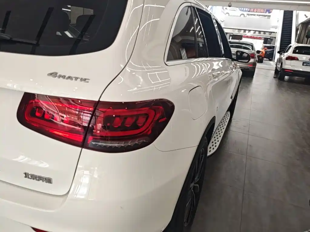 Mercedes-Benz GLC — миниатюра 8