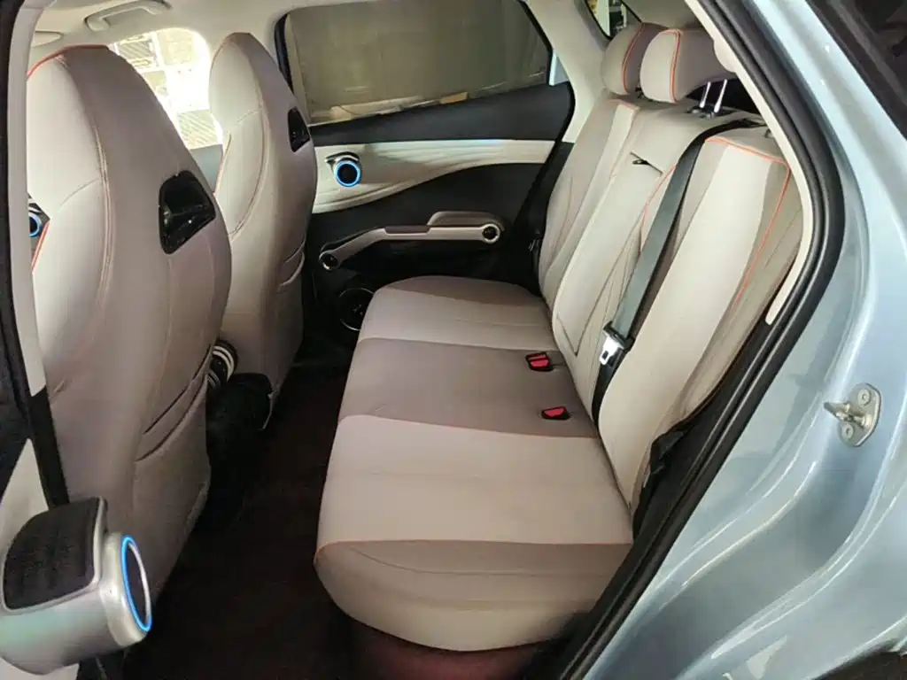 BYD Yuan Plus — миниатюра 17