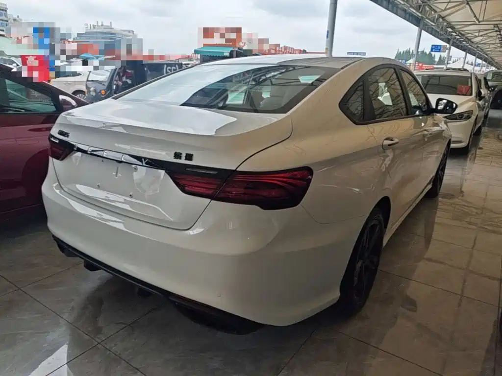 Geely Binrui — миниатюра 7