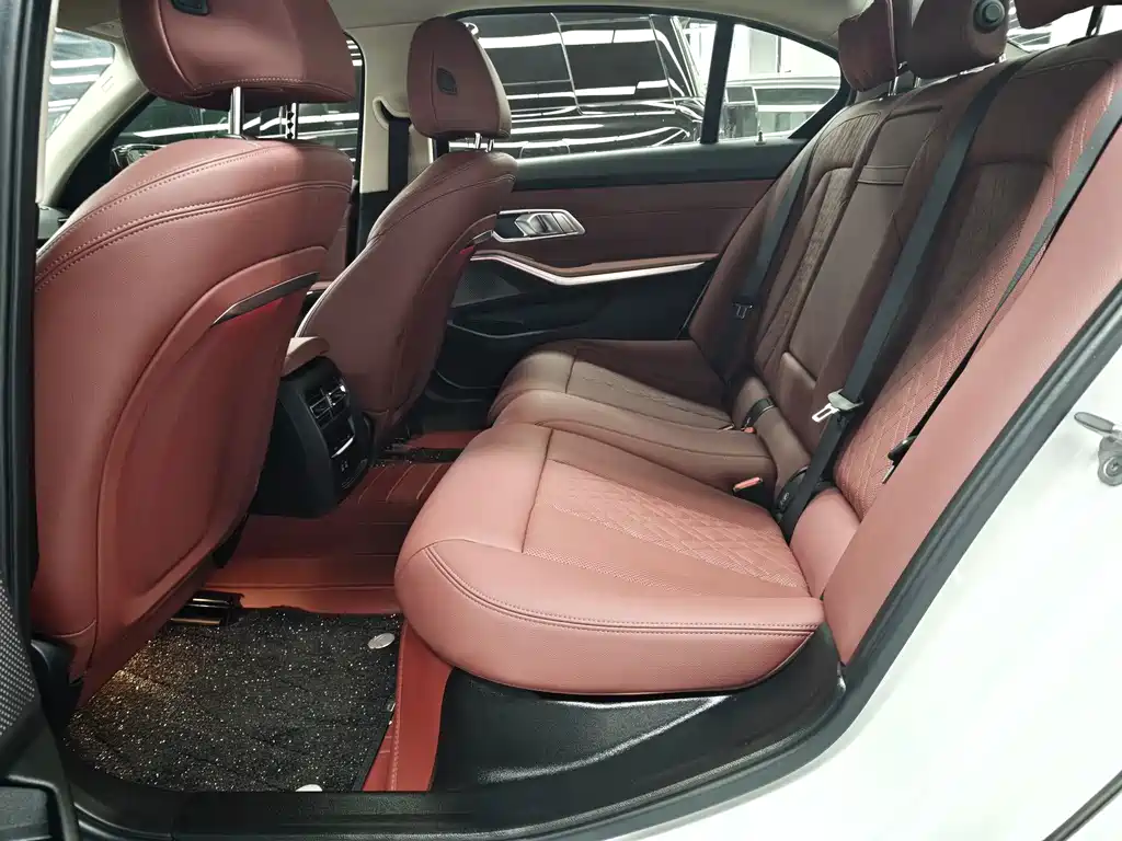 BMW i3 — миниатюра 8