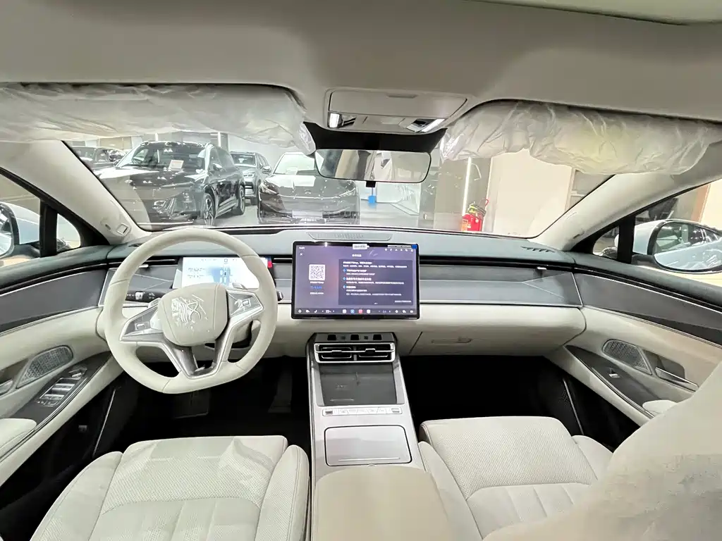 BYD Хань Ли — миниатюра 8
