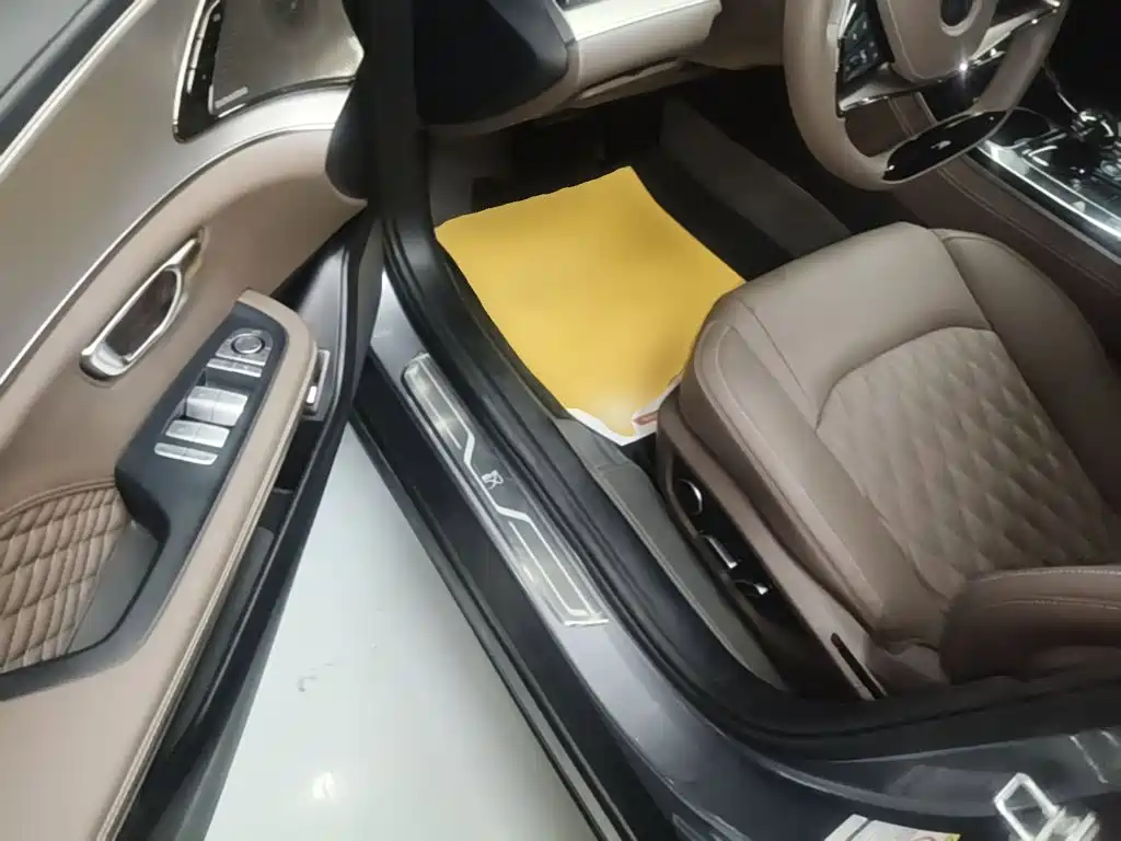 BYD Han — миниатюра 16