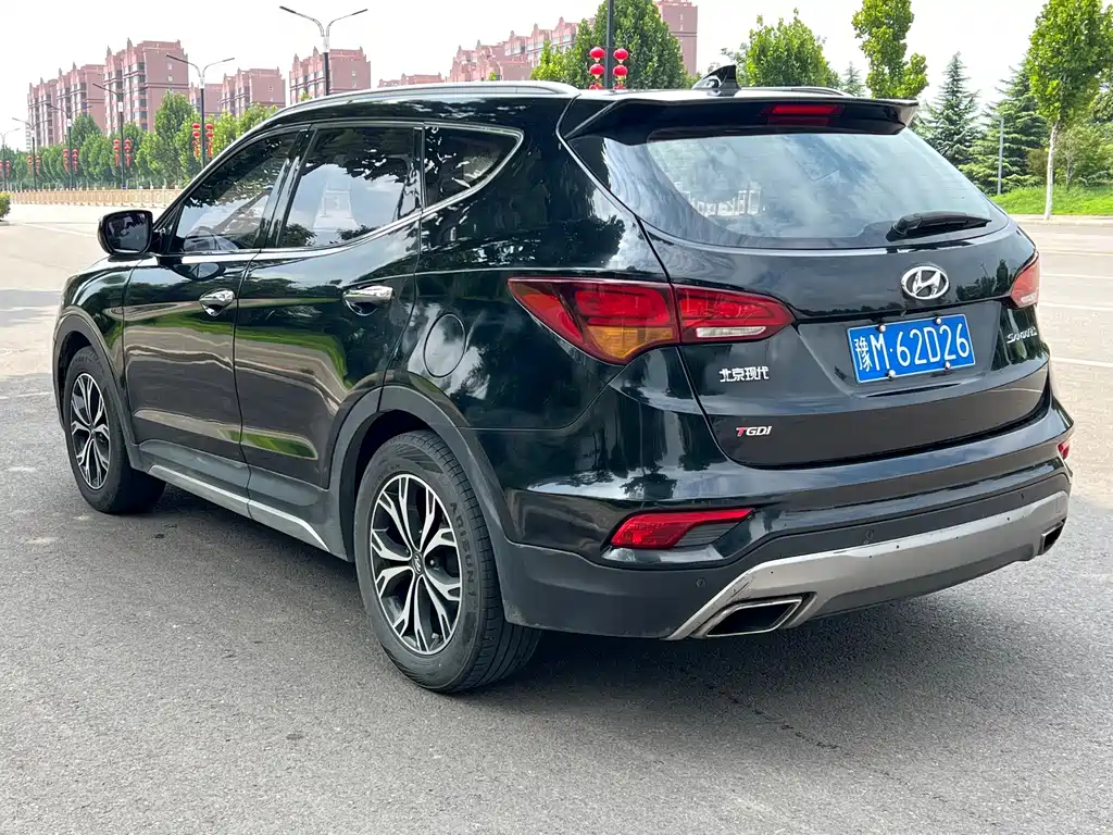 Hyundai Santa Fe — миниатюра 8