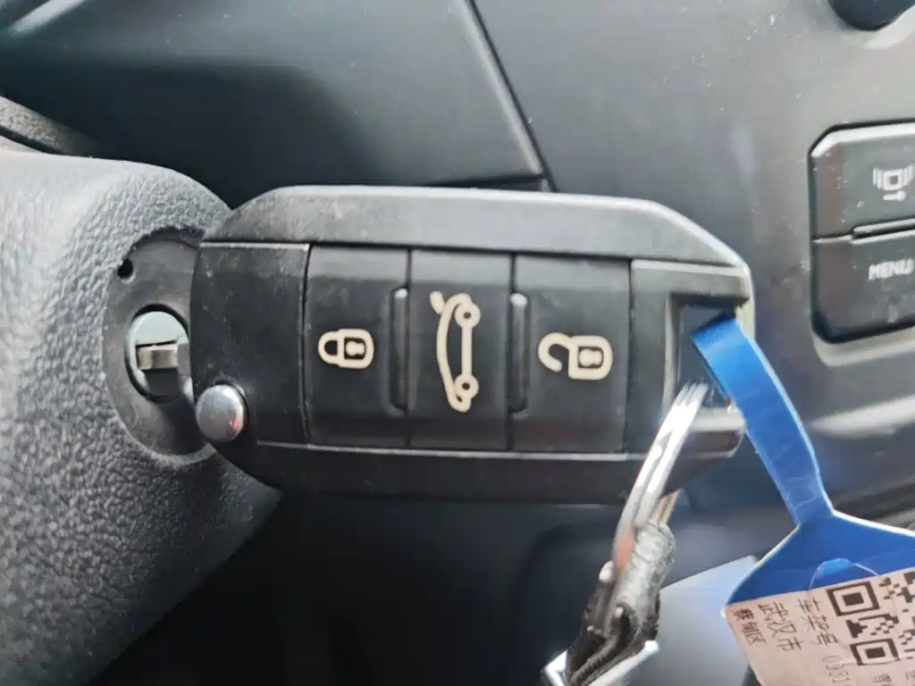 Citroen C3-XR — миниатюра 9