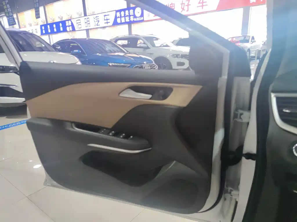 Chevrolet Monza — миниатюра 13