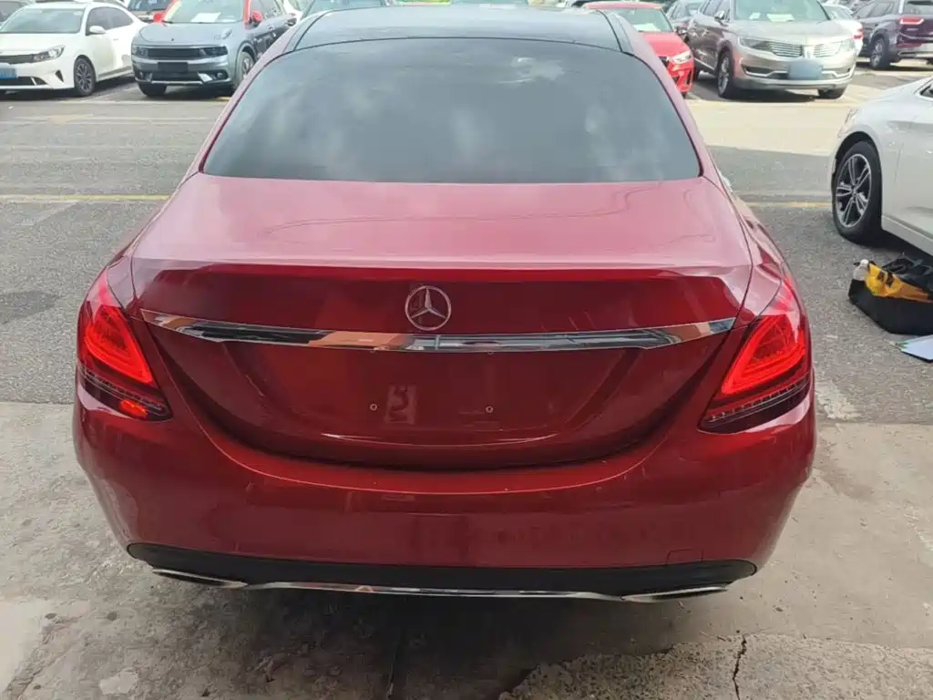 Mercedes-Benz C-Class — миниатюра 6