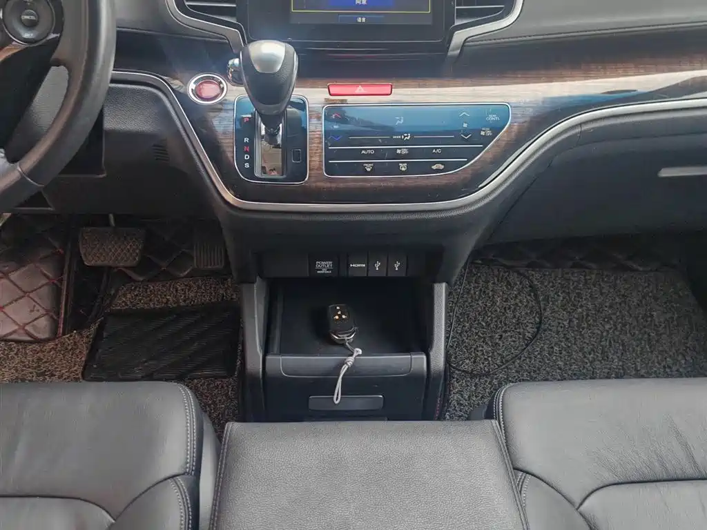 Honda Odyssey — миниатюра 10
