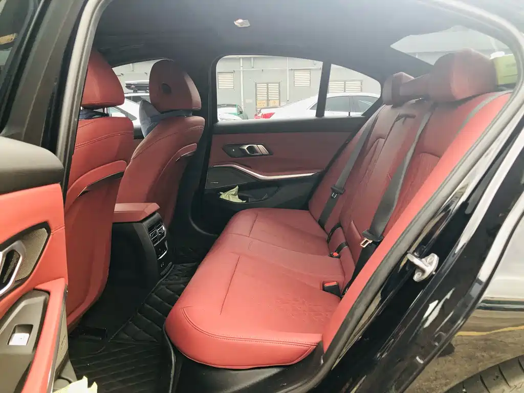 BMW 3 Series — миниатюра 18