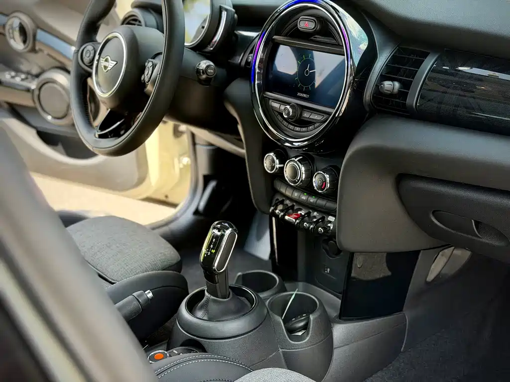 MINI Mini — миниатюра 13