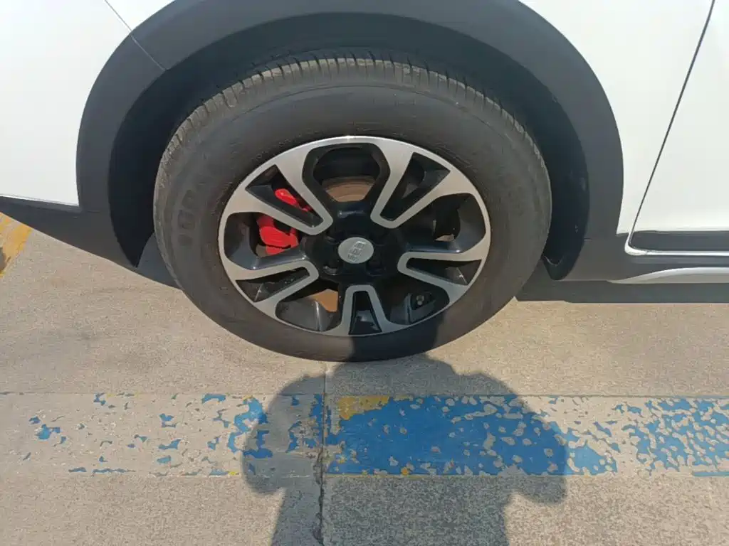 Geely Vision X3 — миниатюра 23