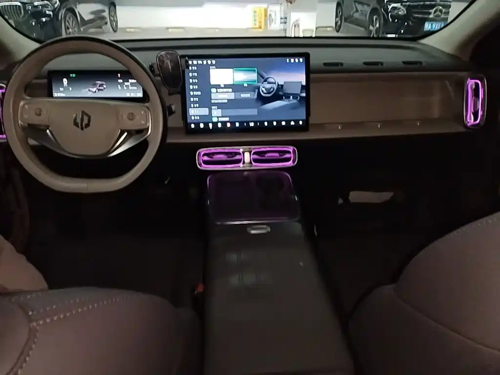 Leapmotor Leapmotor B01 — миниатюра 10
