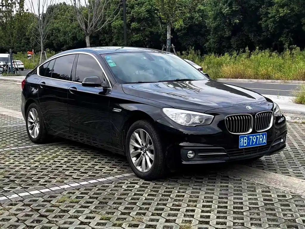 BMW 5 Series GT — миниатюра 3