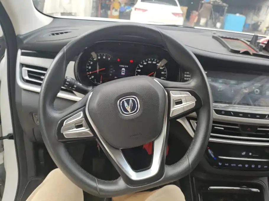 Changan CS35PLUS — миниатюра 15