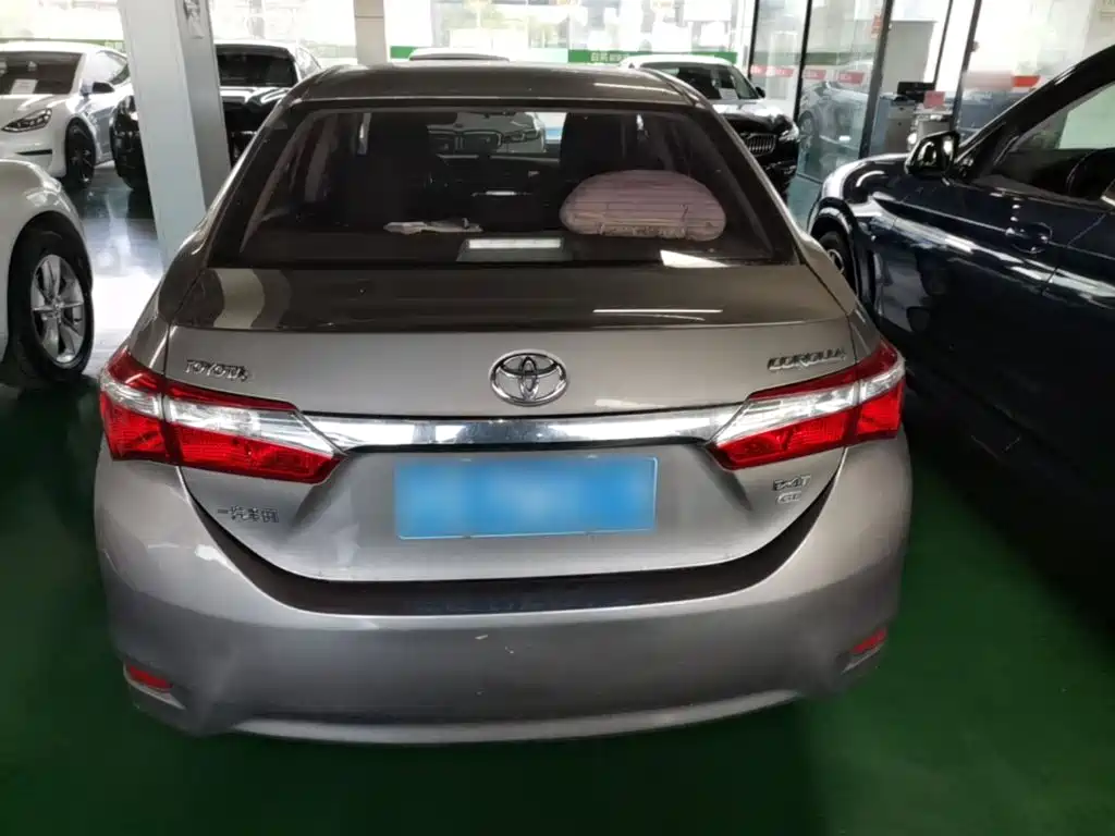 Toyota Corolla — миниатюра 6