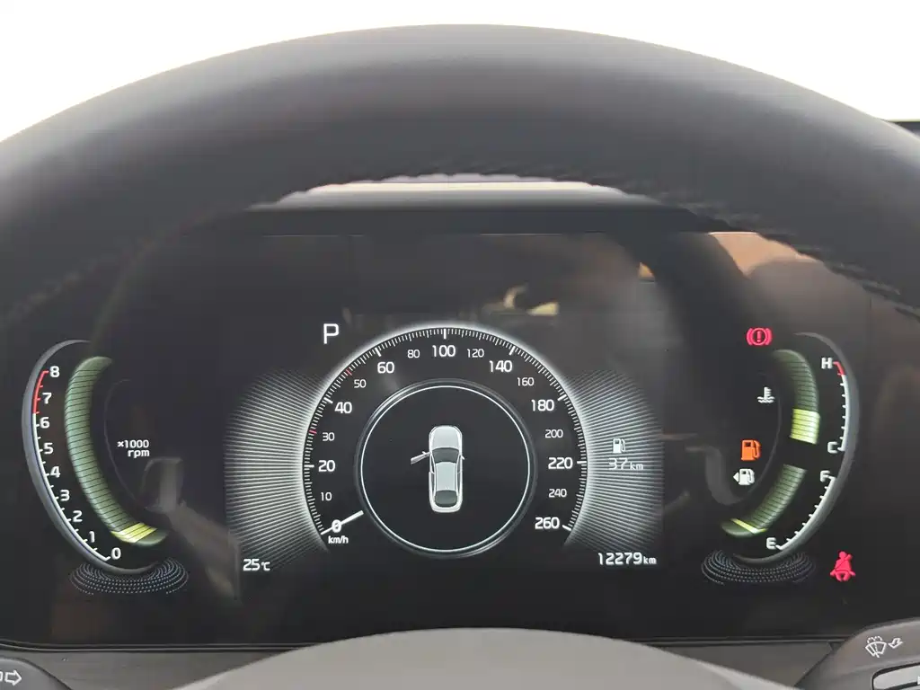 Kia K5 — миниатюра 24