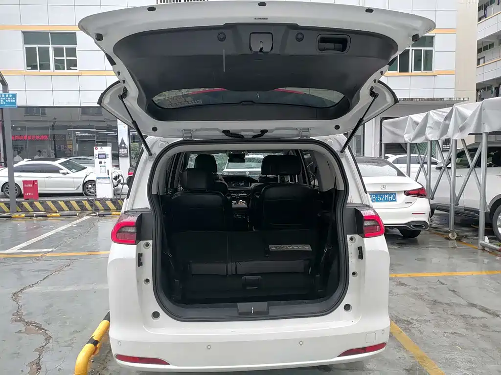 GAC Motor Trumpchi M6 — миниатюра 9