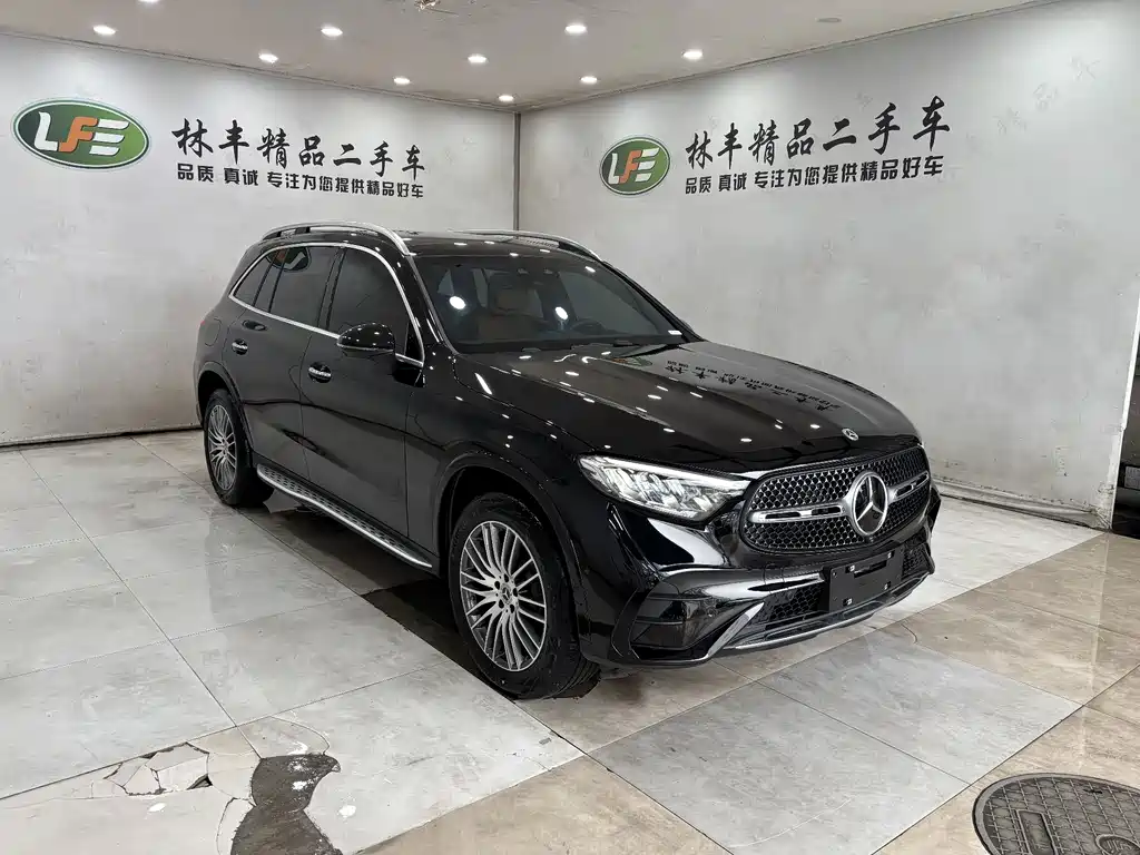 Mercedes-Benz GLC 2026 GLC 300 L 4MATIC 5 мест