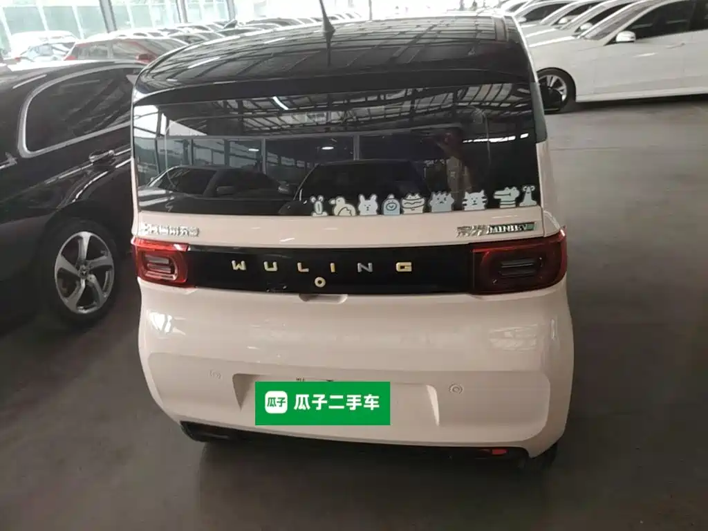 Wuling MINIEV — миниатюра 6
