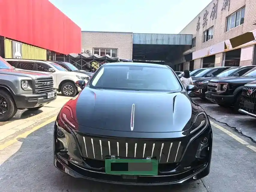 Hongqi Hongqi E-QM5 — миниатюра 2