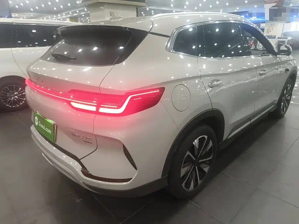 BYD PLUS New Energy — миниатюра 7