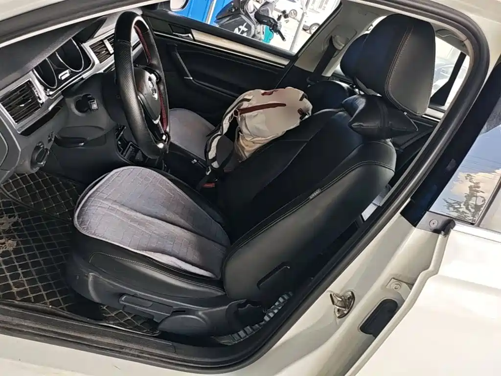 Volkswagen Bora — миниатюра 15