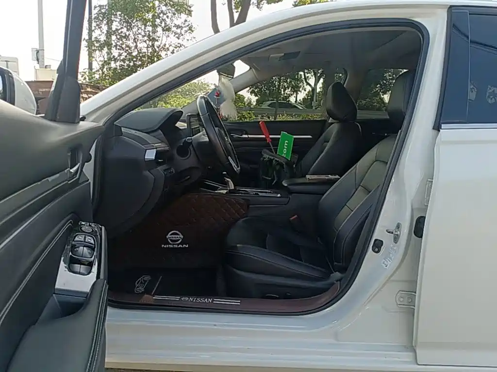 Nissan Teana — миниатюра 16