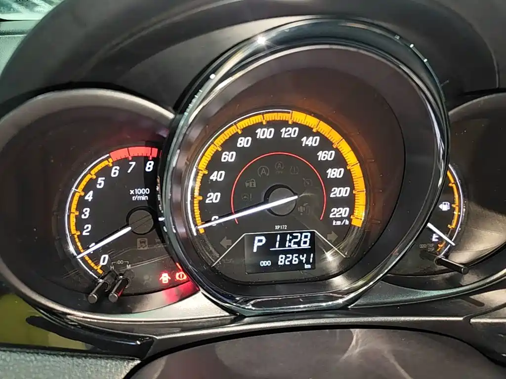 Toyota Yaris L — миниатюра 12