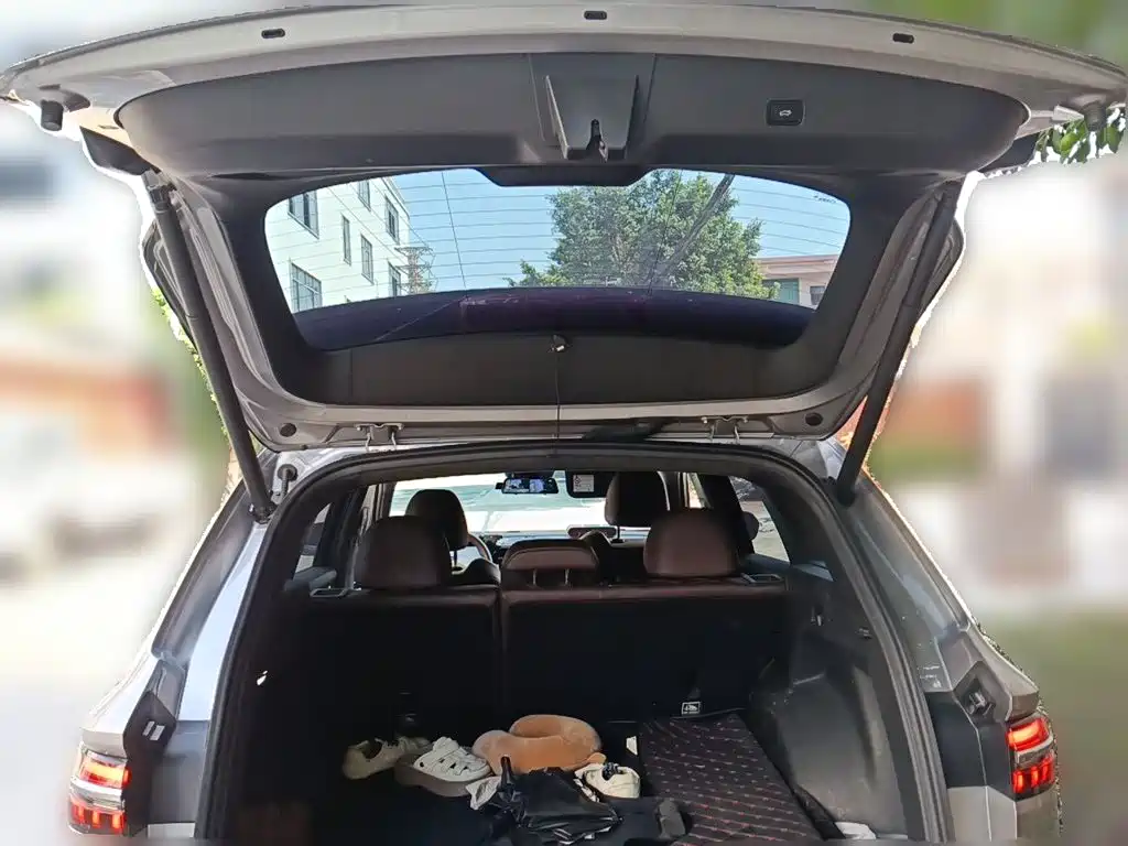 Geely Xingyue L — миниатюра 15