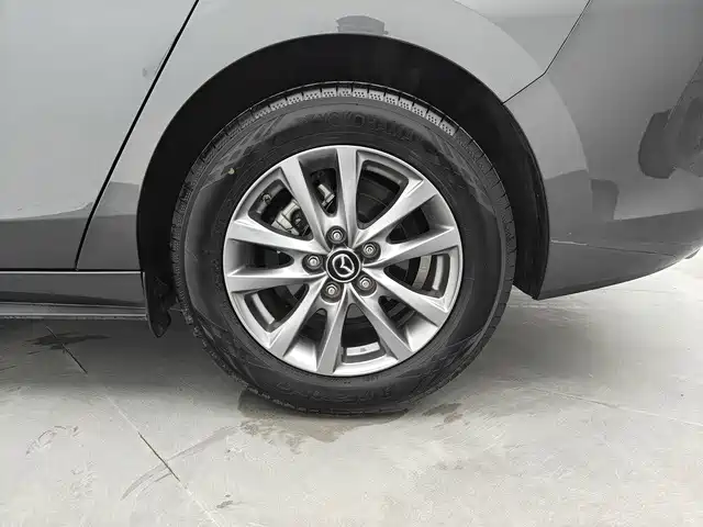 Mazda 3 Axela — миниатюра 10