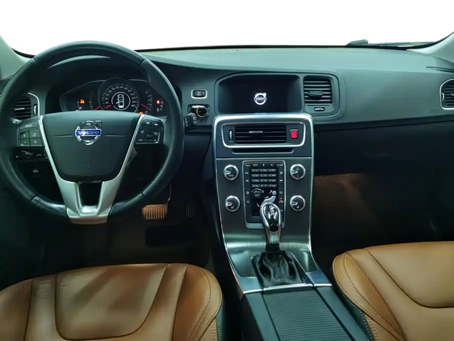 Volvo V60 — миниатюра 12