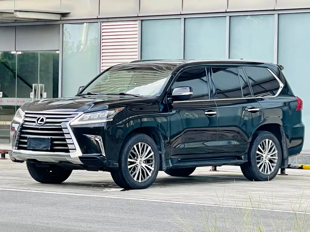 LEXUS  LX